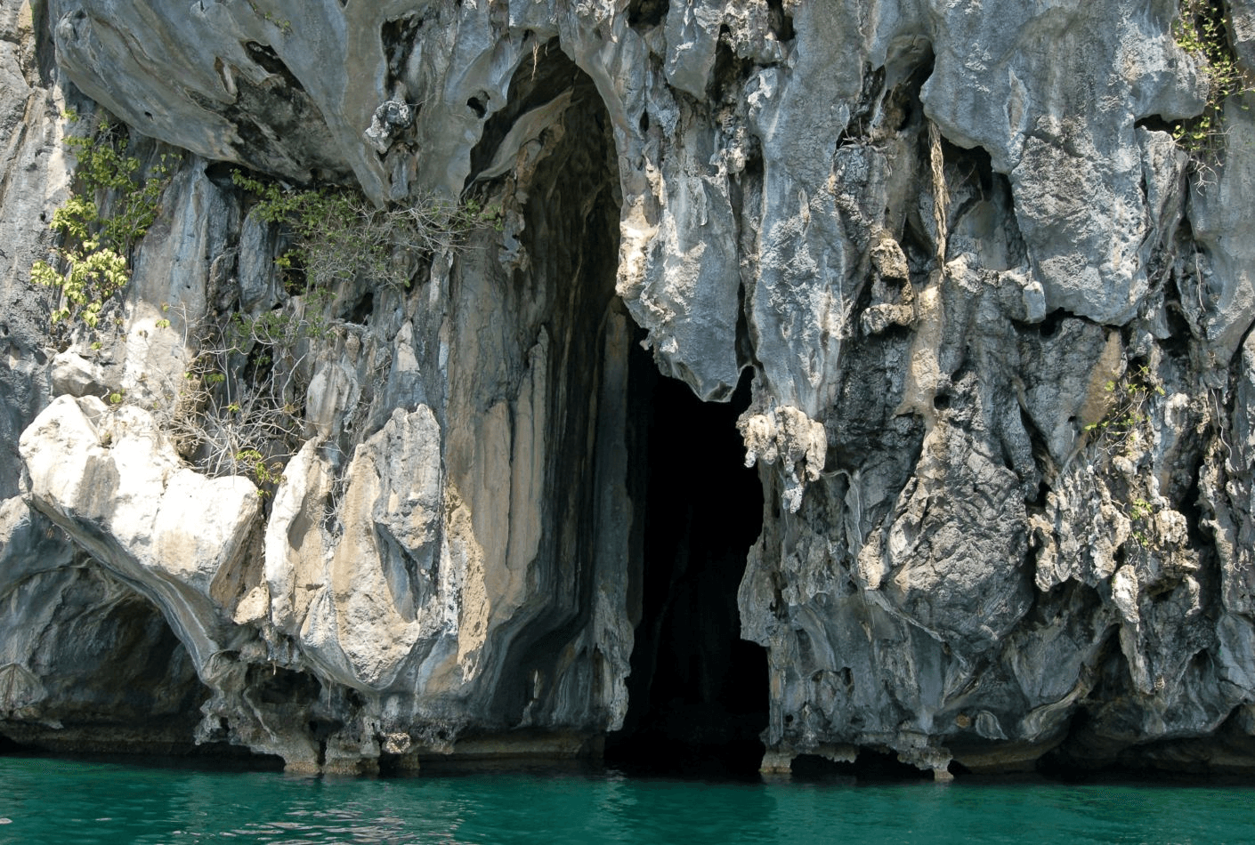 image-/resources/el-nido/tour-b/cathedral-cave.png1